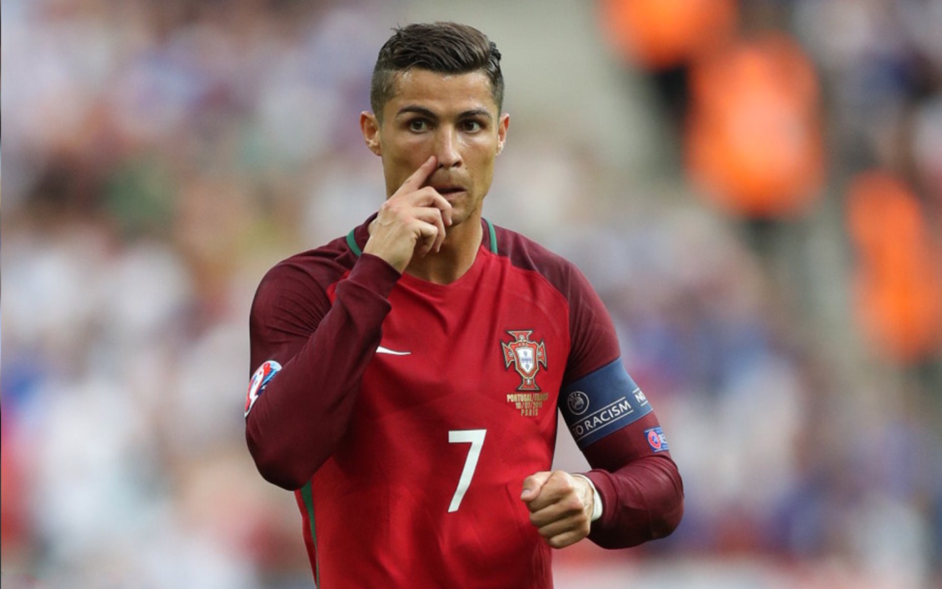 “德甲豪门对决：实力对抗激烈，比赛精彩不断”，西甲豪门