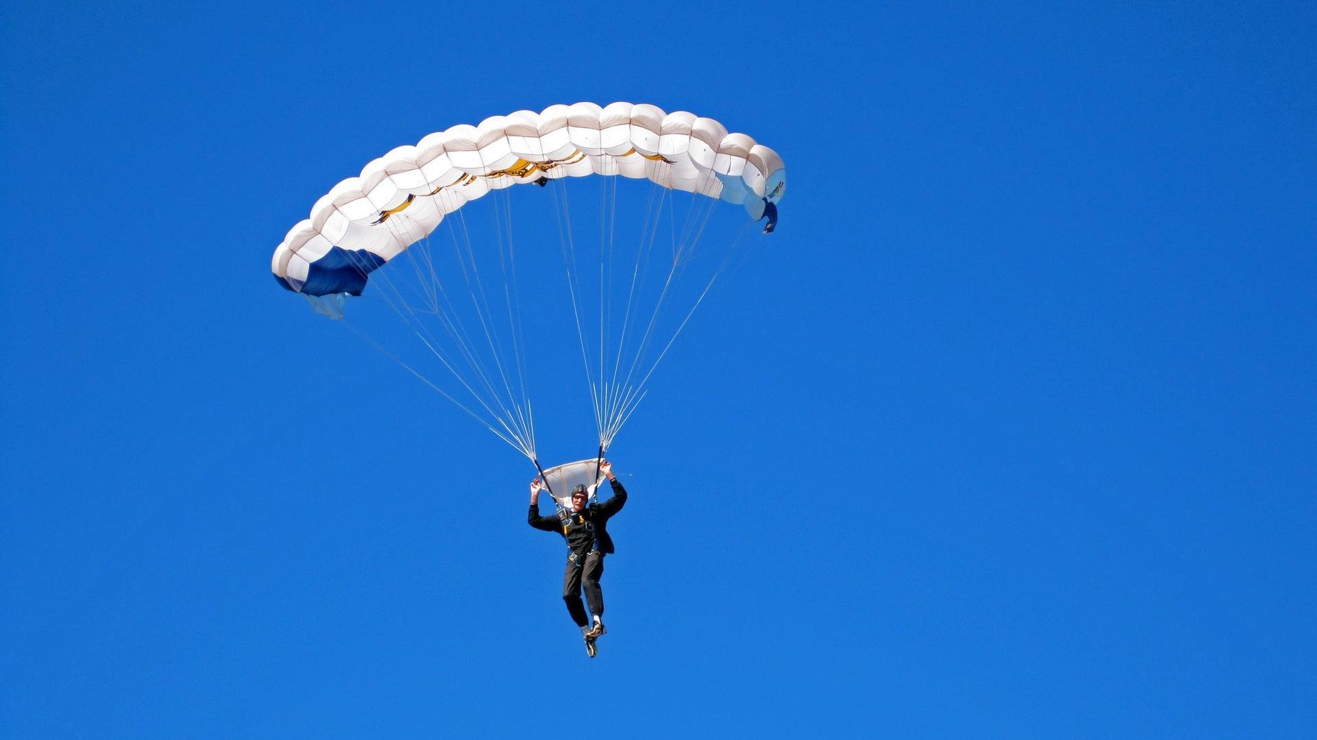 全国橄榄球联赛,总决赛激烈火爆,全国橄榄球队